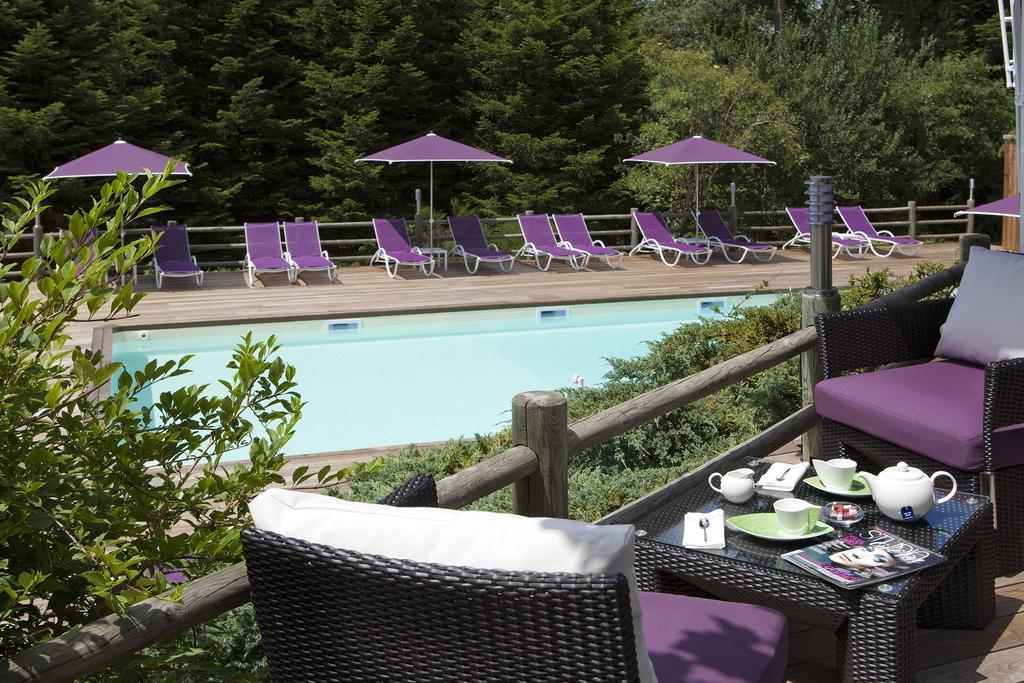 Logis Hotel Clair Matin Le Chambon-sur-Lignon Exteriör bild